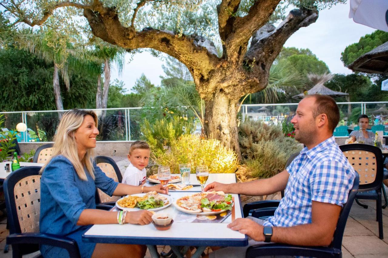 3 Bedroom Chalets Camping Lei Suves - Joycasa Roquebrune-sur Argens Exteriér fotografie