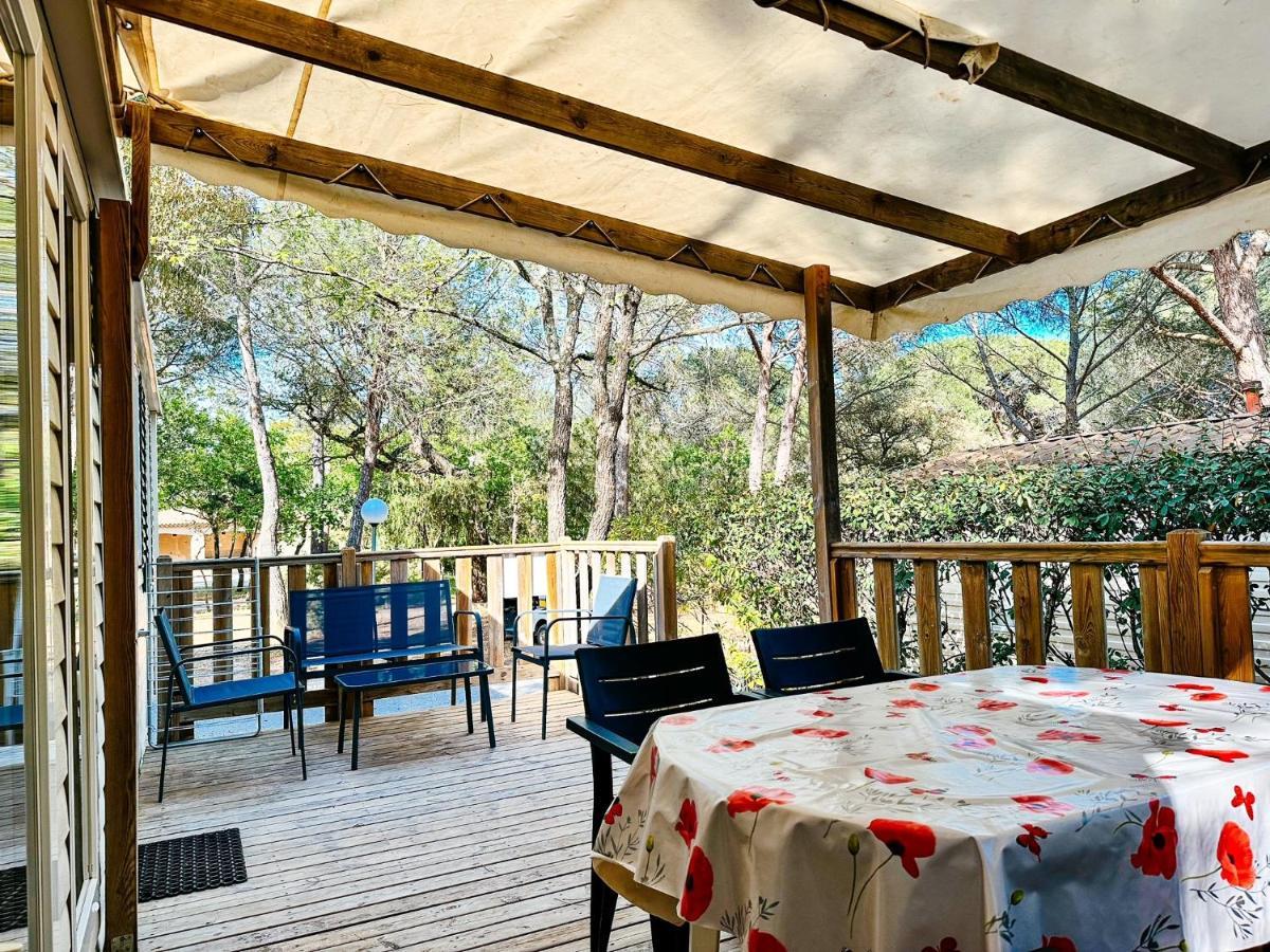 3 Bedroom Chalets Camping Lei Suves - Joycasa Roquebrune-sur Argens Exteriér fotografie