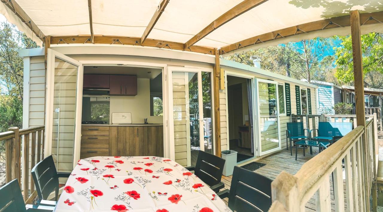 3 Bedroom Chalets Camping Lei Suves - Joycasa Roquebrune-sur Argens Exteriér fotografie