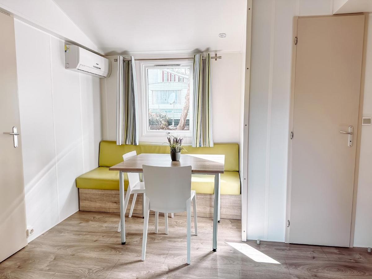 3 Bedroom Chalets Camping Lei Suves - Joycasa Roquebrune-sur Argens Exteriér fotografie