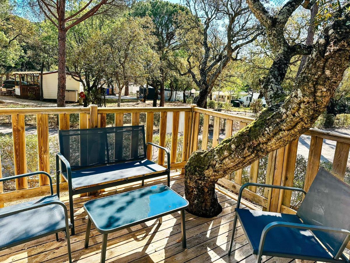 3 Bedroom Chalets Camping Lei Suves - Joycasa Roquebrune-sur Argens Exteriér fotografie