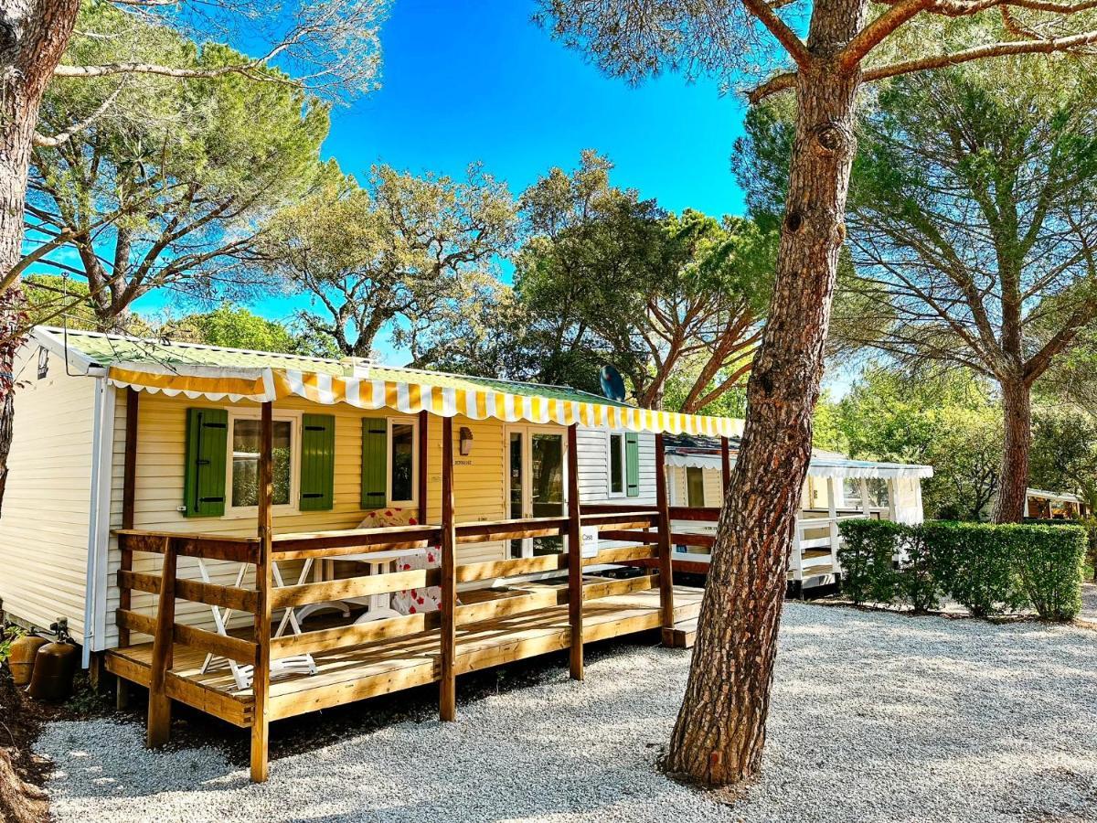 3 Bedroom Chalets Camping Lei Suves - Joycasa Roquebrune-sur Argens Exteriér fotografie